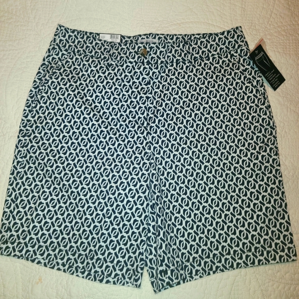 Patterned shorts - Picture 2 of 5